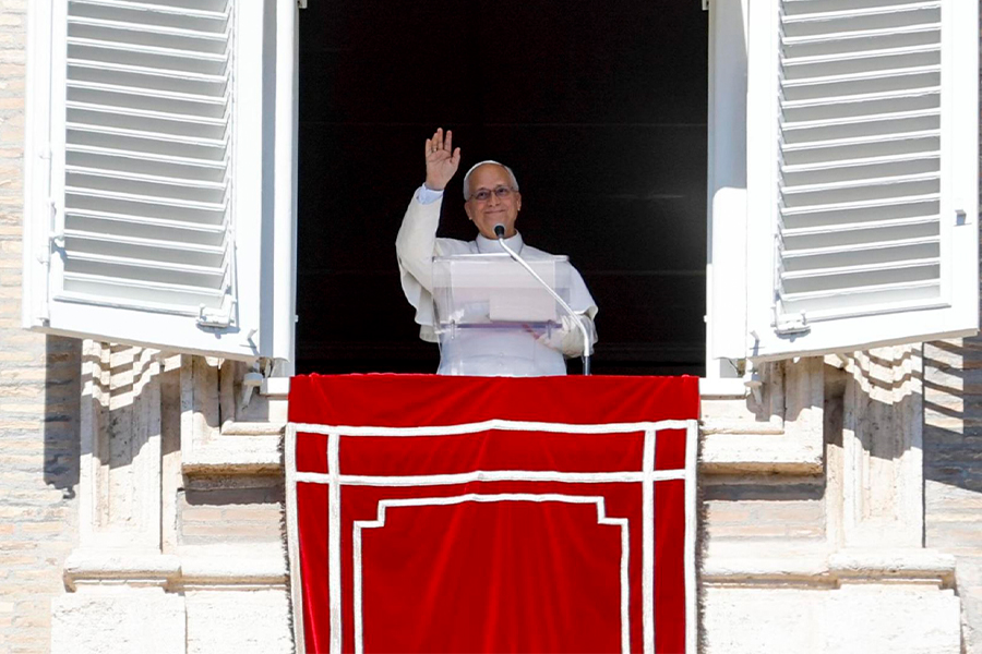 Cientos de chiclayanos se unen en oración por la salud del papa León XIV